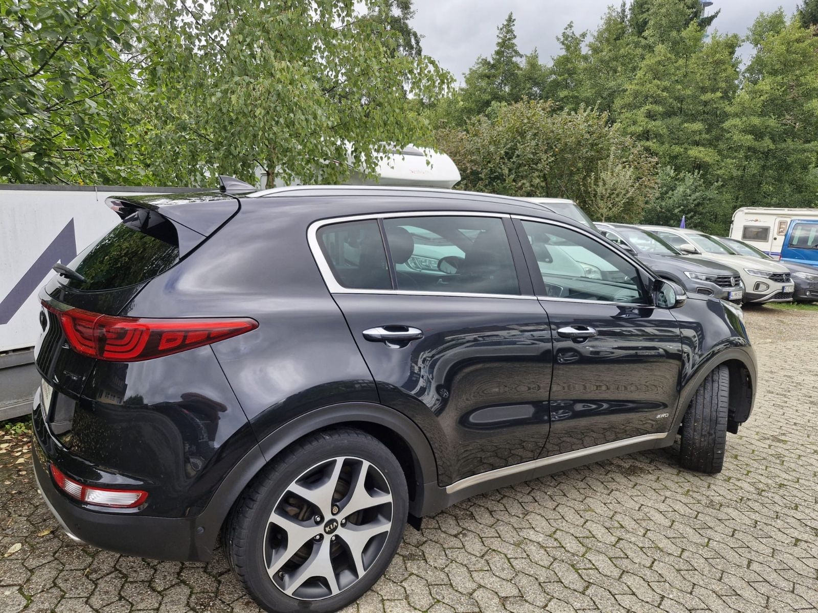 Fahrzeugabbildung Kia Sportage GT-Line 4WD Panorama Leder AHK abnehmb.