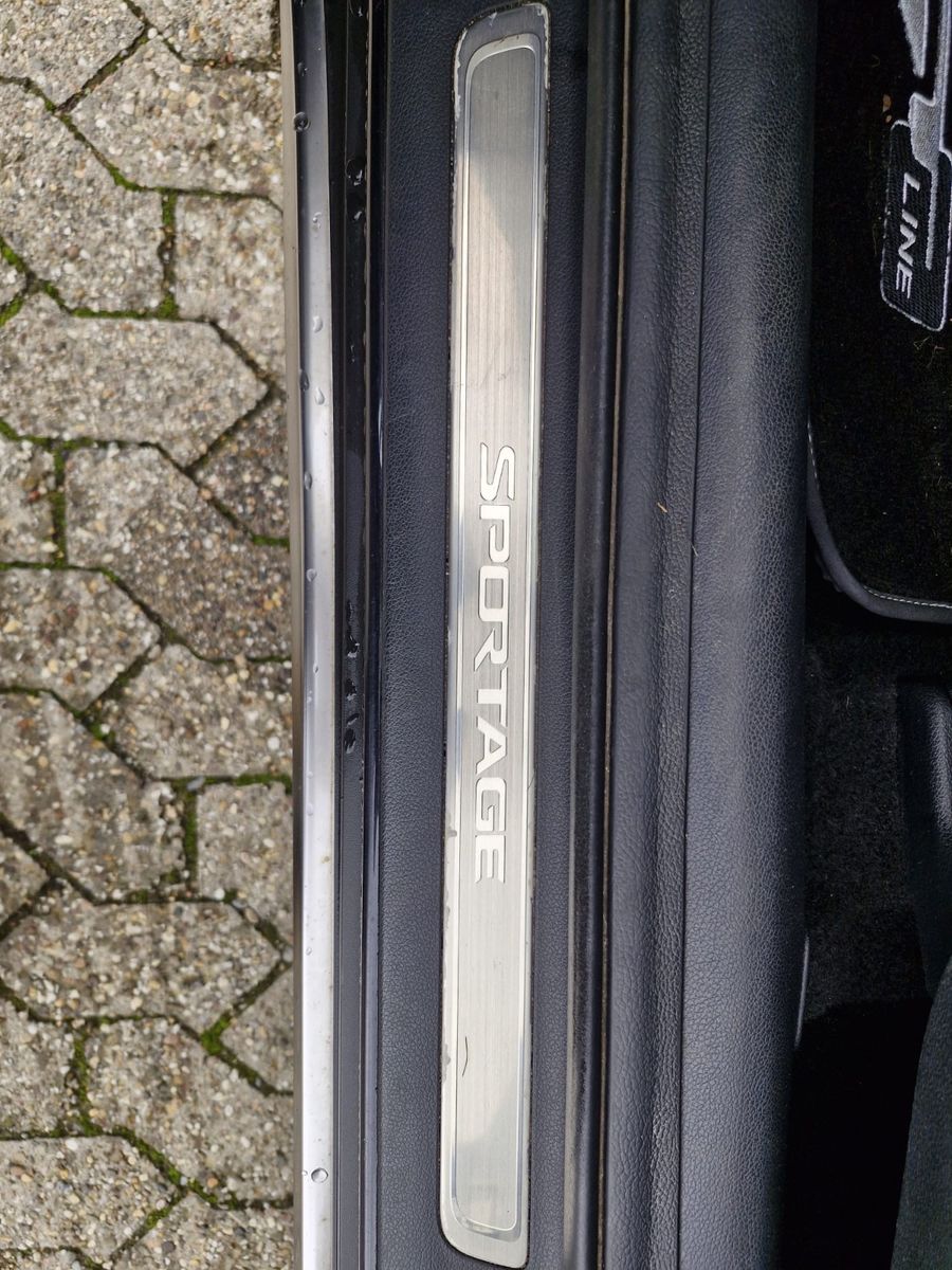 Fahrzeugabbildung Kia Sportage GT-Line 4WD Panorama Leder AHK abnehmb.