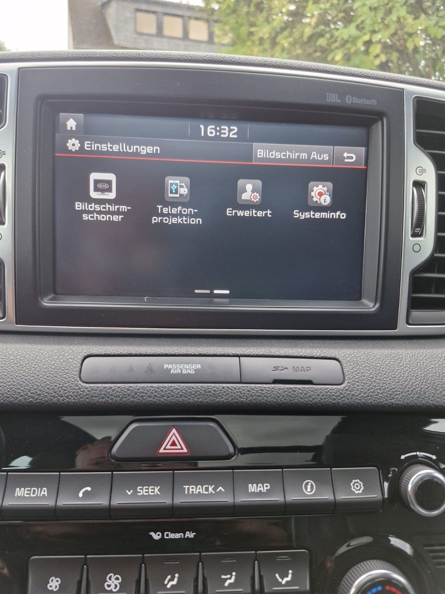 Fahrzeugabbildung Kia Sportage GT-Line 4WD Panorama Leder AHK abnehmb.
