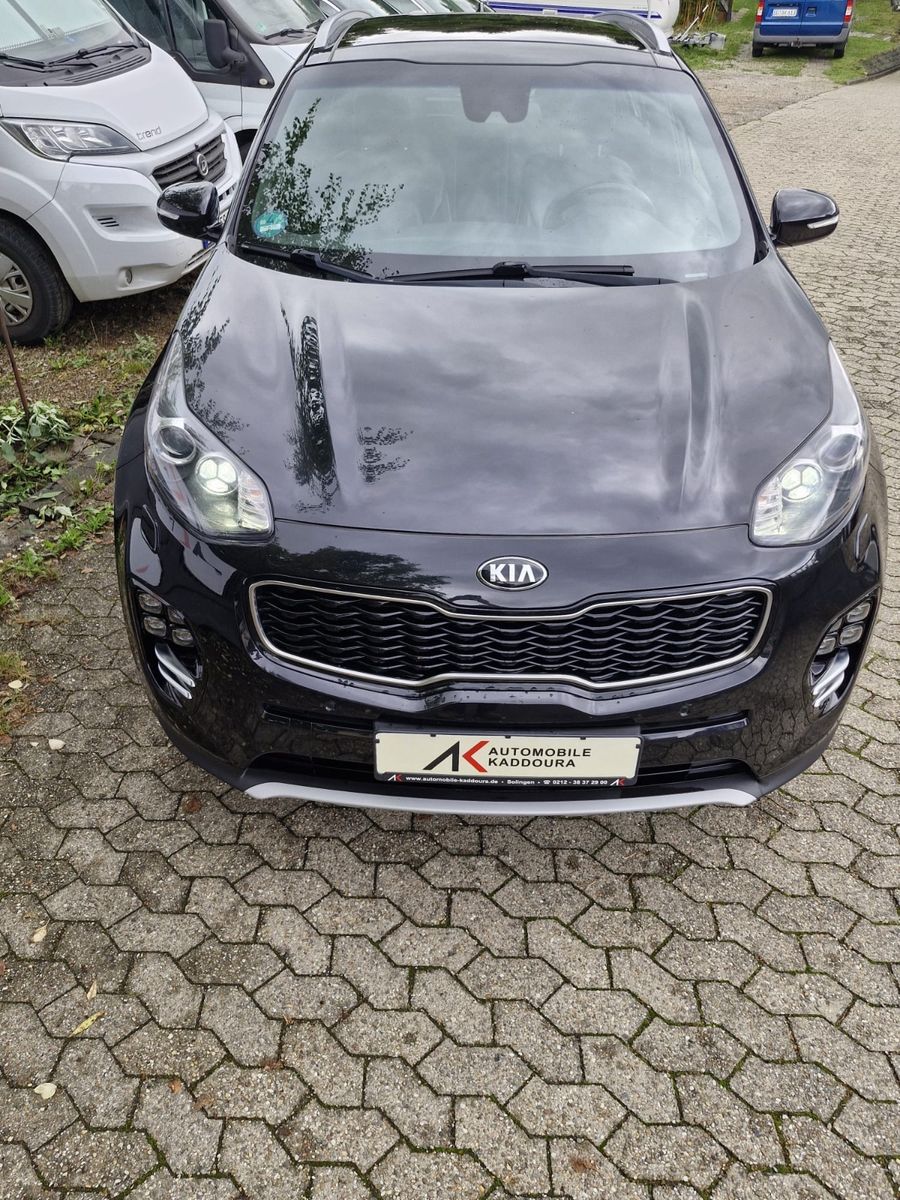 Fahrzeugabbildung Kia Sportage GT-Line 4WD Panorama Leder AHK abnehmb.