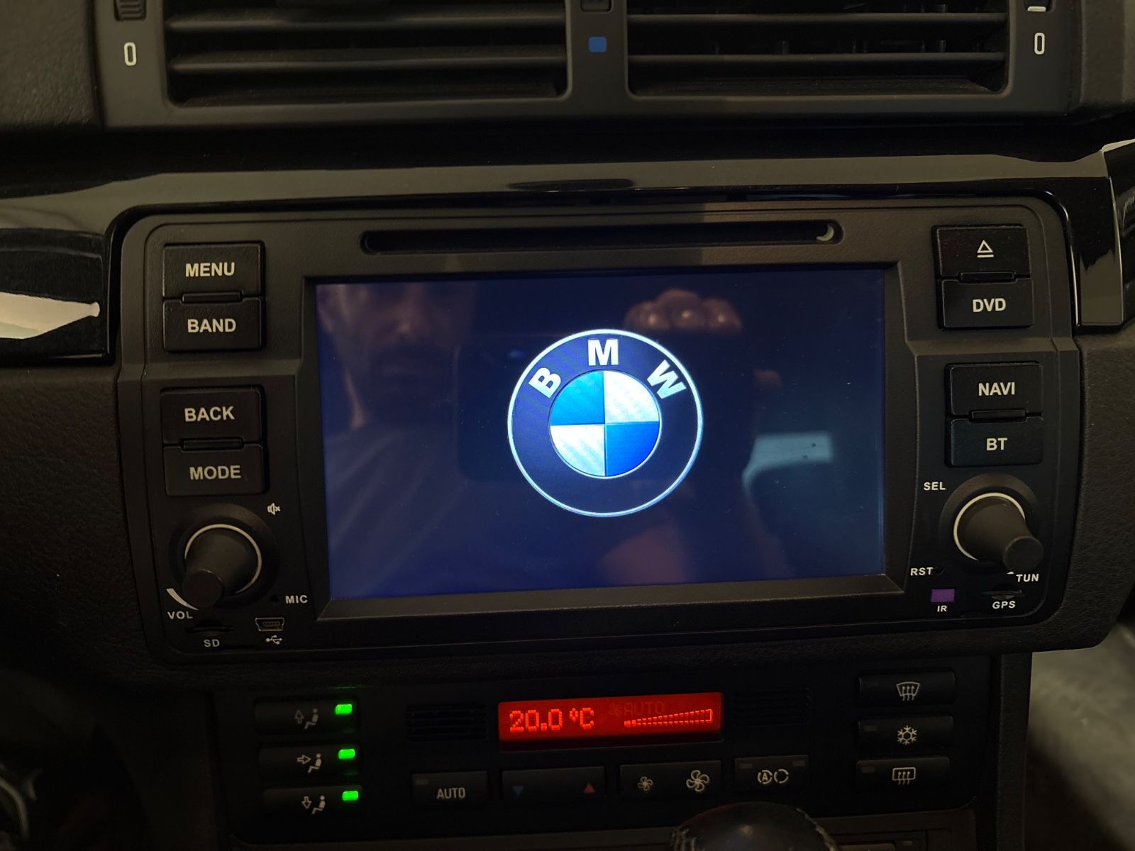 Fahrzeugabbildung BMW 320 Cabrio Navi Xenon Leder Klimaautomatik PDC