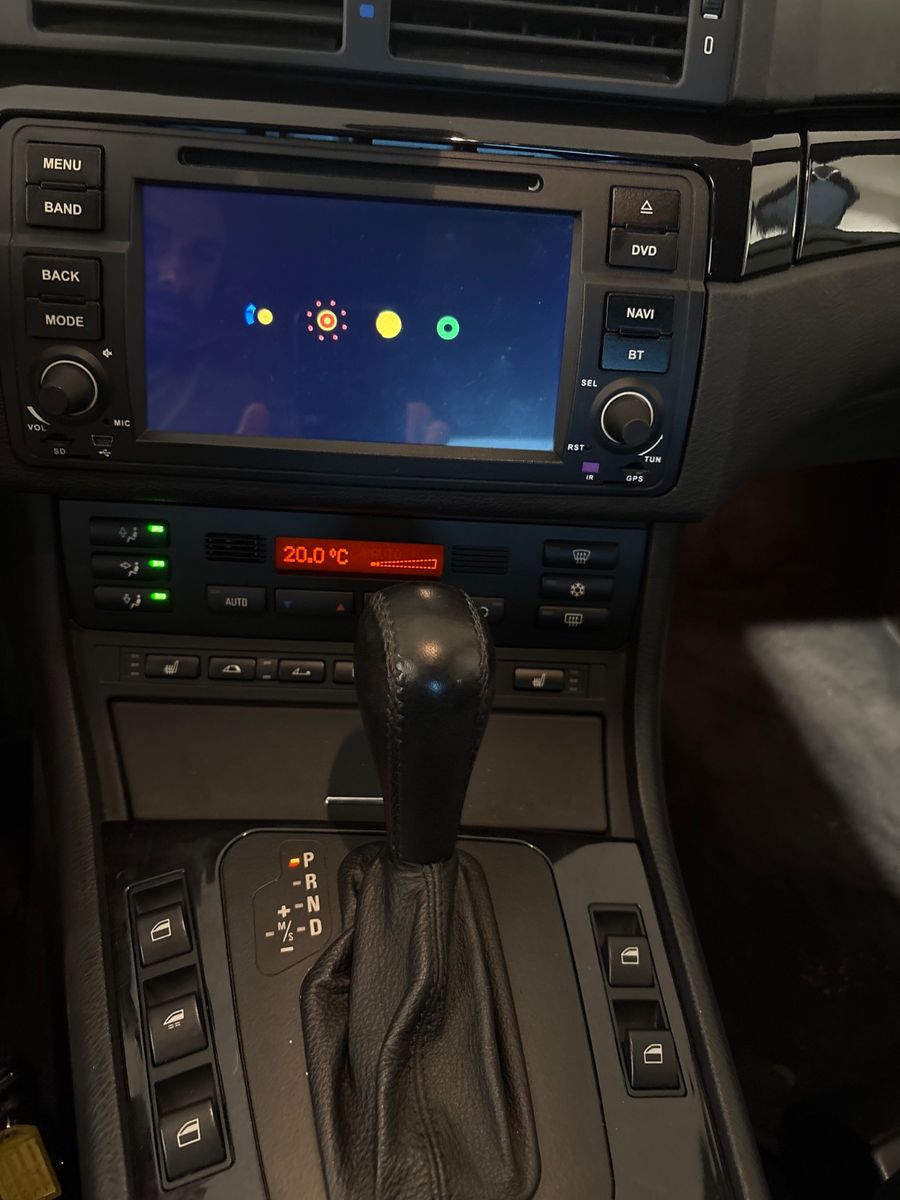 Fahrzeugabbildung BMW 320 Cabrio Navi Xenon Leder Klimaautomatik PDC