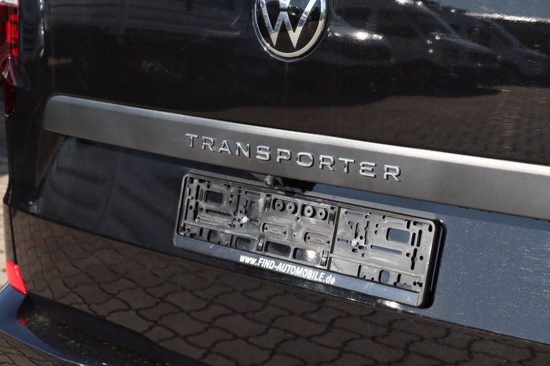 Fahrzeugabbildung Volkswagen T7 Kombi 6-Sitzer 2xSchiebetüre lang LED Kamera
