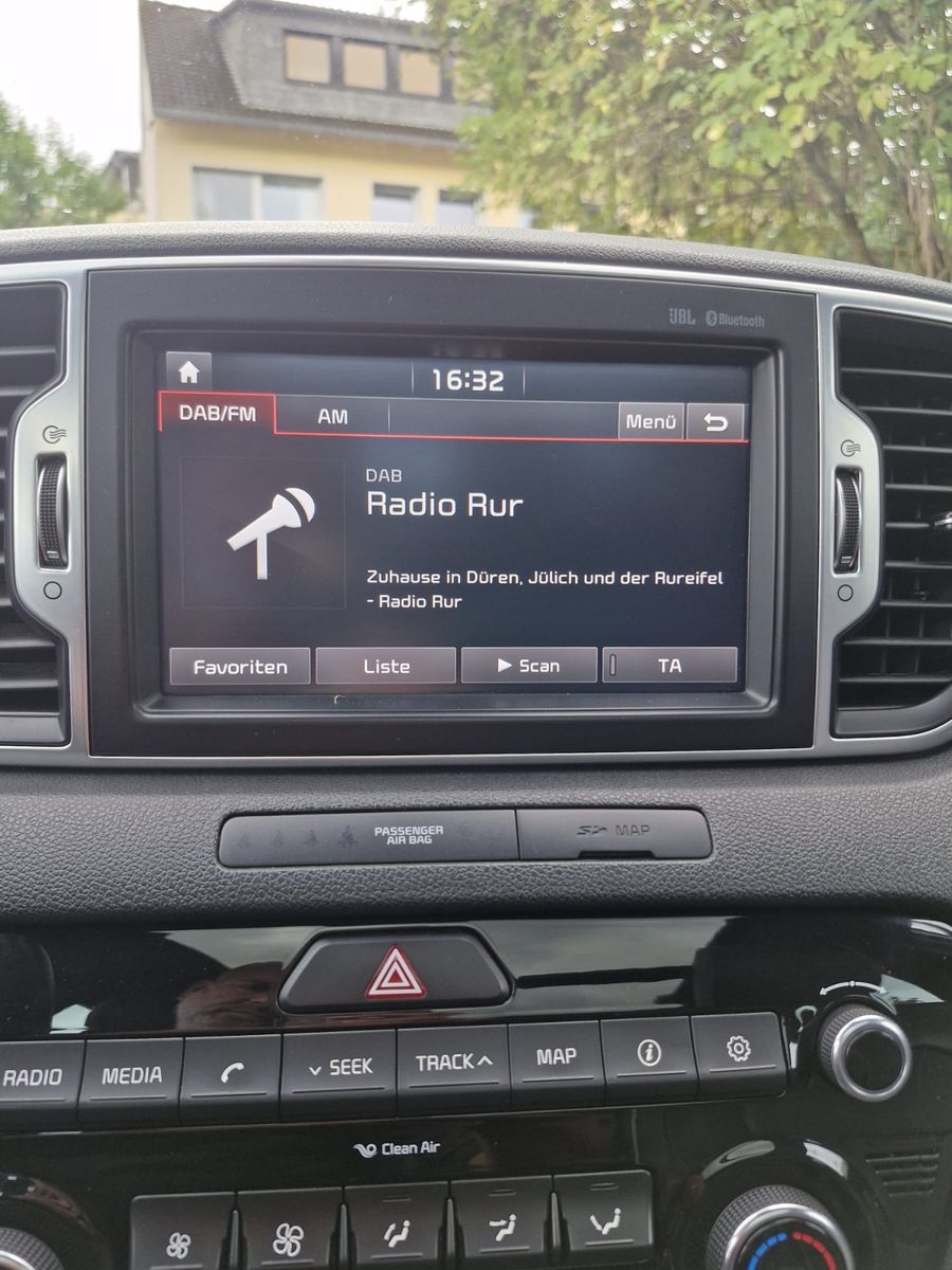 Fahrzeugabbildung Kia Sportage GT-Line 4WD Panorama Leder AHK abnehmb.