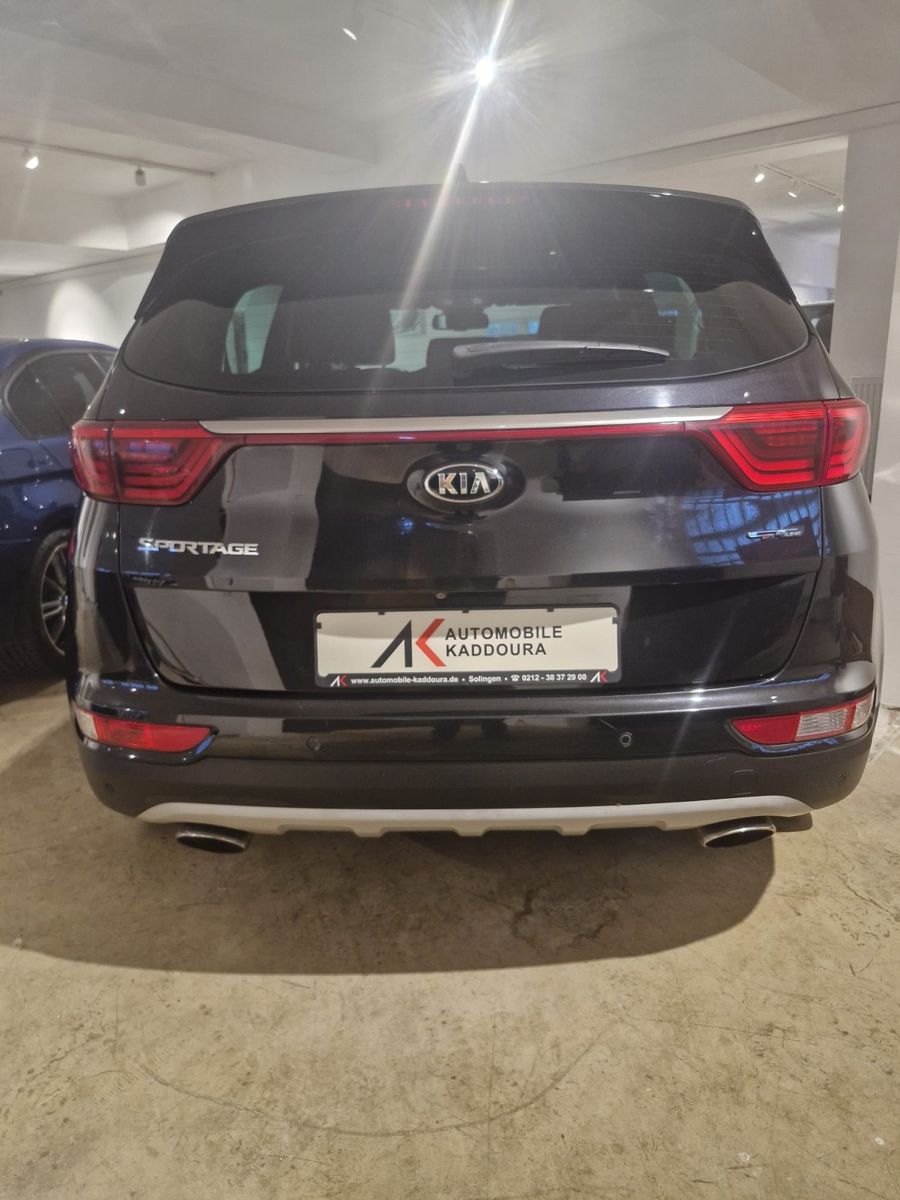 Fahrzeugabbildung Kia Sportage GT-Line 4WD Panorama Leder AHK abnehmb.