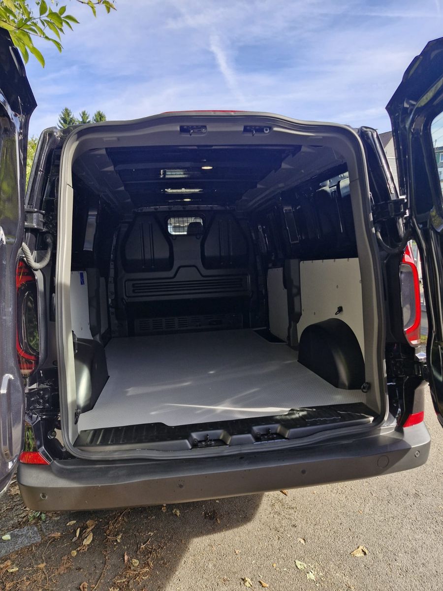 Fahrzeugabbildung Volkswagen T7 Transporter Kasten Aut Lang Sitzh LED Carplay