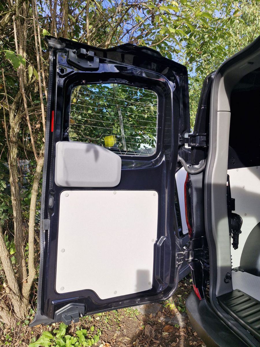 Fahrzeugabbildung Volkswagen T7 Transporter Kasten Aut Lang Sitzh LED Carplay