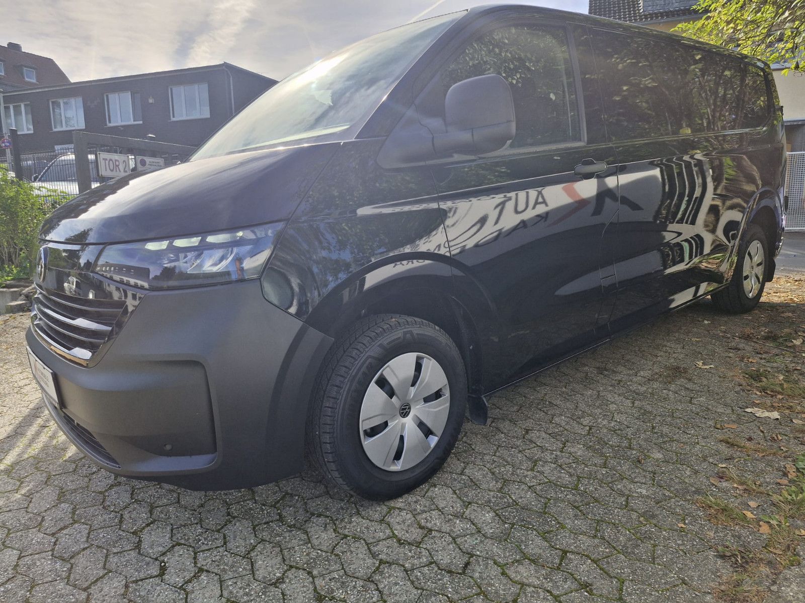 Fahrzeugabbildung Volkswagen T7 Transporter Kasten Aut Lang Sitzh LED Carplay