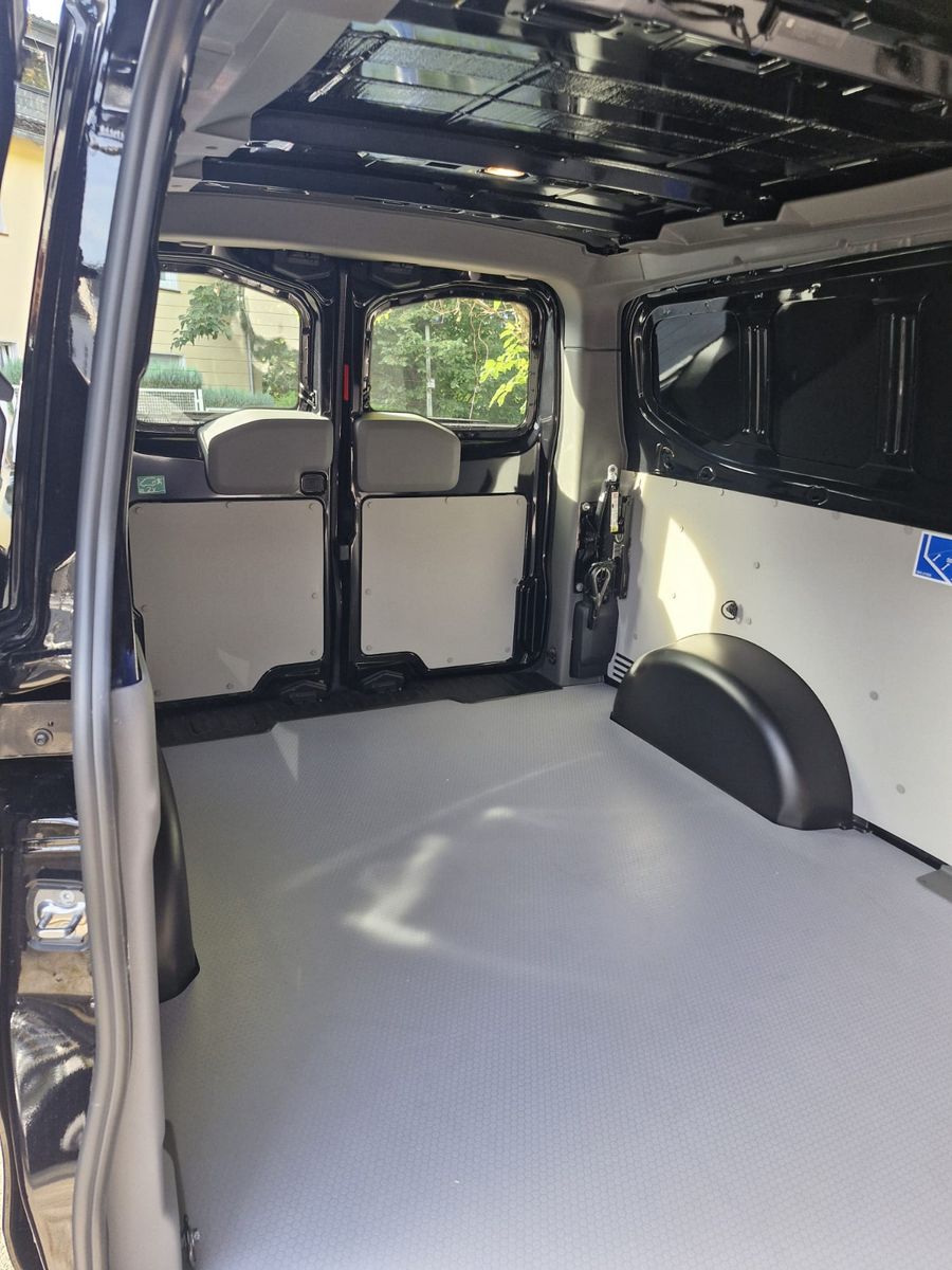Fahrzeugabbildung Volkswagen T7 Transporter Kasten Aut Lang Sitzh LED Carplay