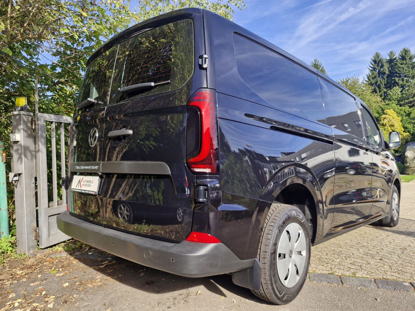 Fahrzeugabbildung Volkswagen T7 Transporter Kasten Aut Lang Sitzh LED Carplay