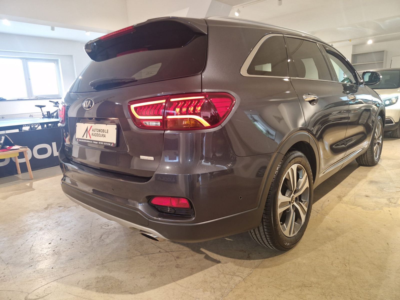 Fahrzeugabbildung Kia Sorento Platinum Edition 4WD 3,5t Anhängelast!!