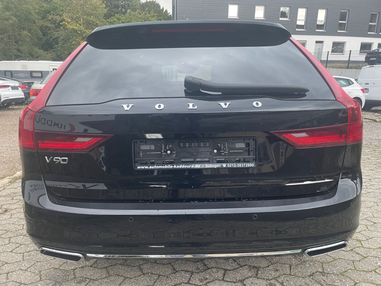 Fahrzeugabbildung Volvo V90 Kombi Inscription Leder Panorama BLISKeyless